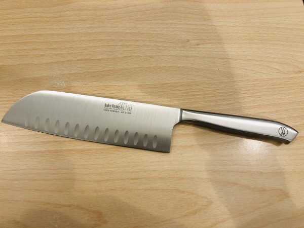 Couteau Santoku Monobloc 100 % Forgé