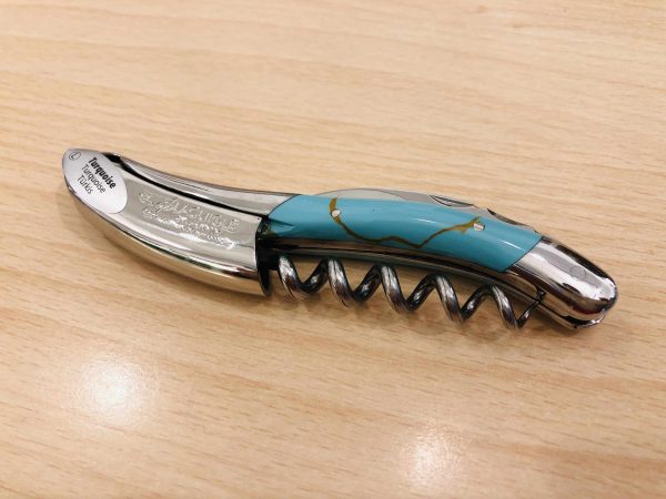 Sommelier Pierre de Turquoise