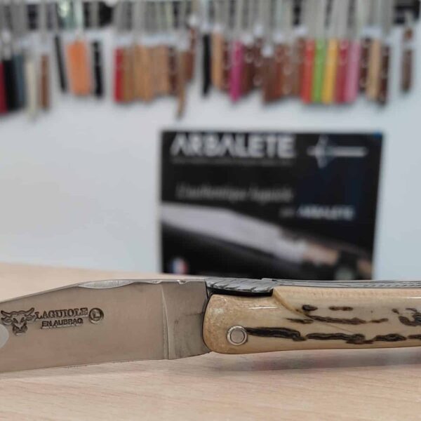 Laguiole en Aubrac 12cm Croûte d'Ivoire Mammouth Feuille