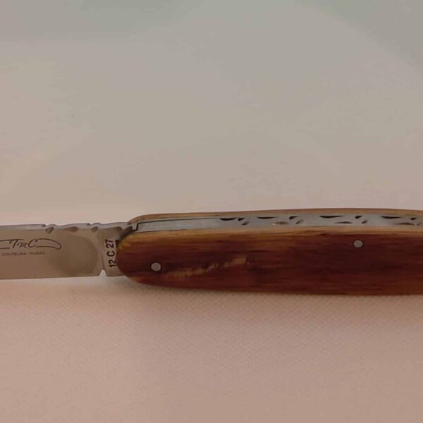La Navette de TMC Coutellerie en Bois de Tonneaux