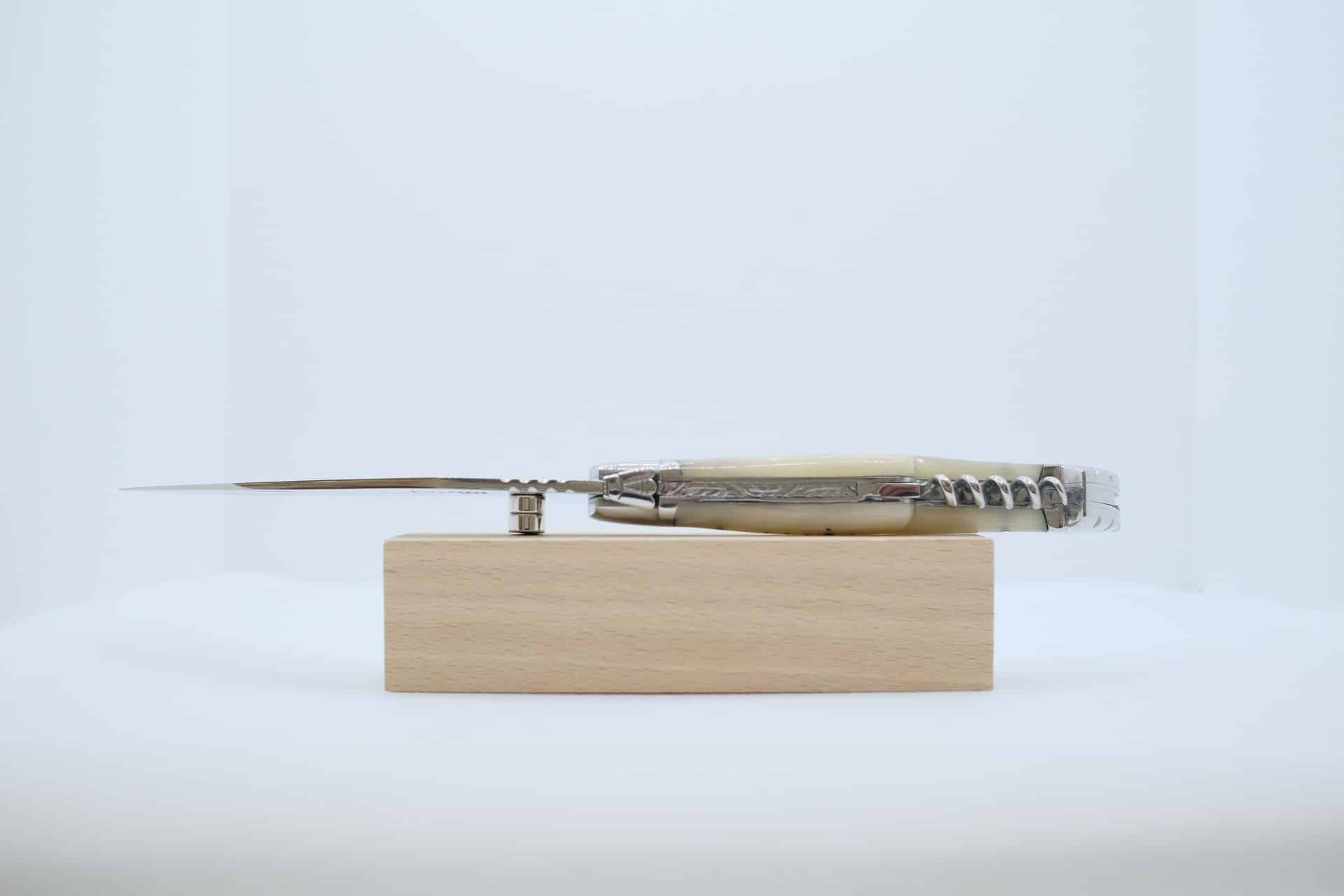 Laguiole 12cm 3 pièces Pointe de Corne Blonde – Image 4