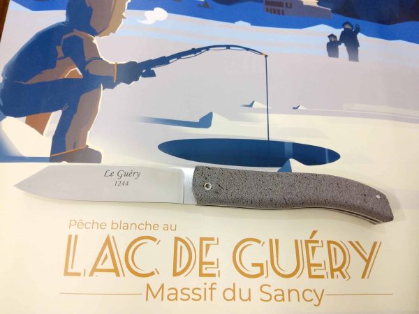 Le Guéry 1244 Manche Pierre de Lave